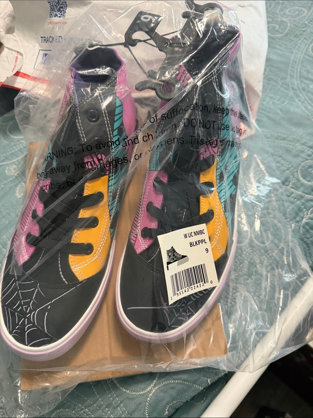 🎊Disney Nightmare Before Xmas Jack Sally Women's High Top Sneakers Size 9 New - Picture 7 of 12